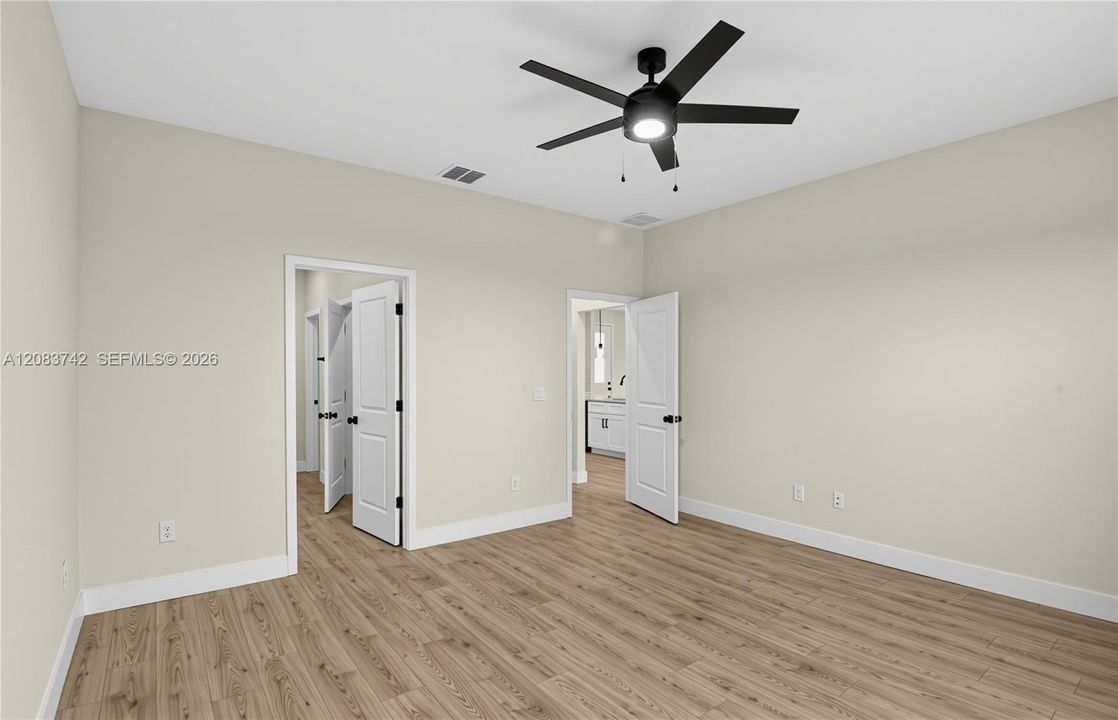 For Sale: $374,900 (4 beds, 2 baths, 1849 Square Feet)