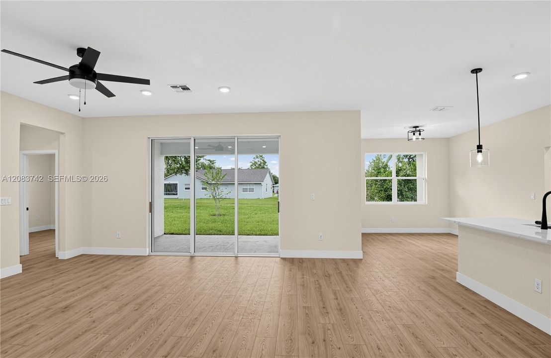 For Sale: $374,900 (4 beds, 2 baths, 1849 Square Feet)