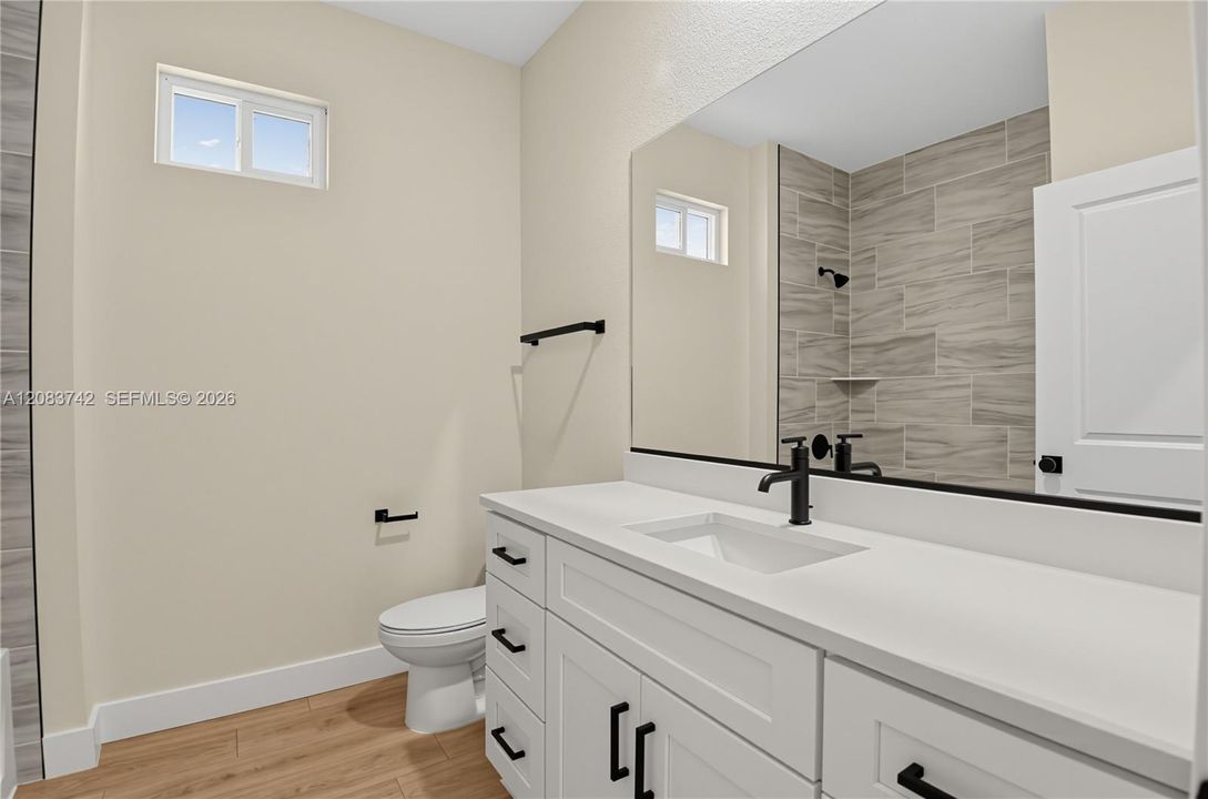 For Sale: $374,900 (4 beds, 2 baths, 1849 Square Feet)