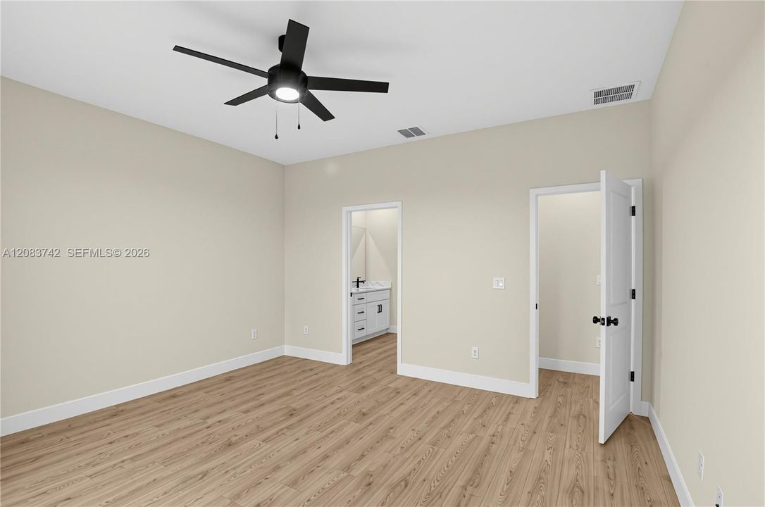 For Sale: $374,900 (4 beds, 2 baths, 1849 Square Feet)
