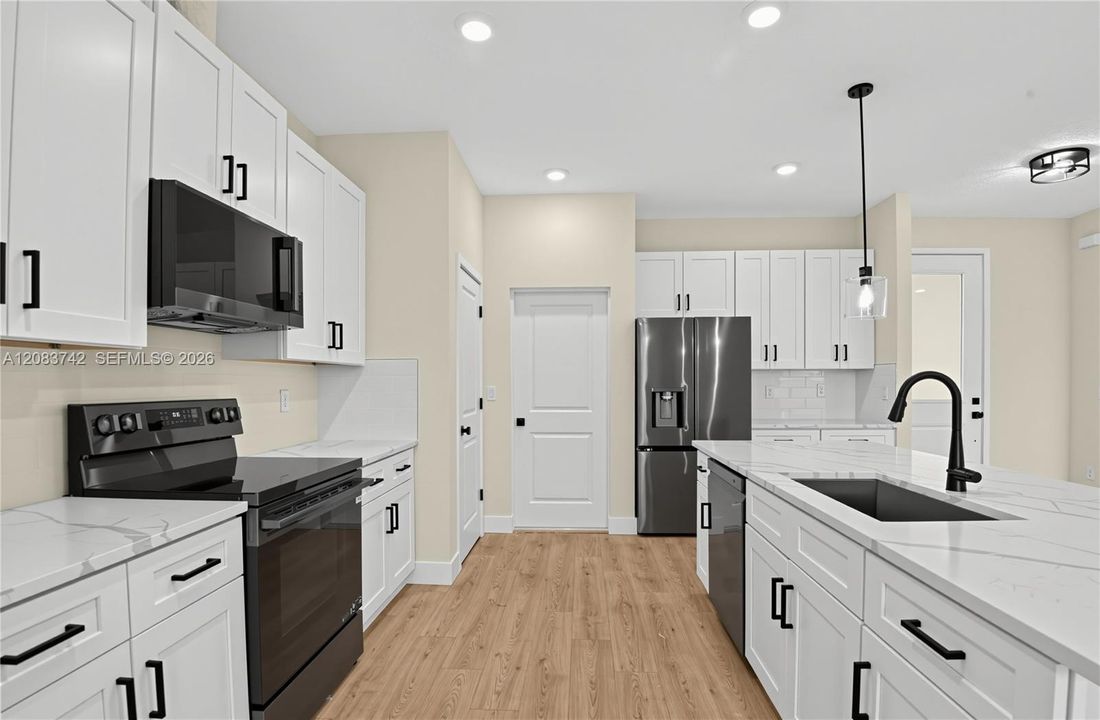 For Sale: $374,900 (4 beds, 2 baths, 1849 Square Feet)