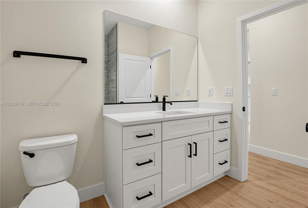 For Sale: $374,900 (4 beds, 2 baths, 1849 Square Feet)