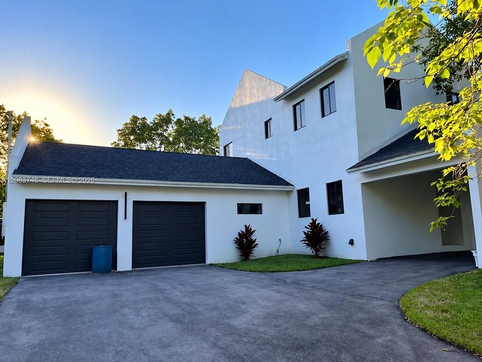 For Sale: $5,500,000 (6 beds, 7 baths, 0 Square Feet)