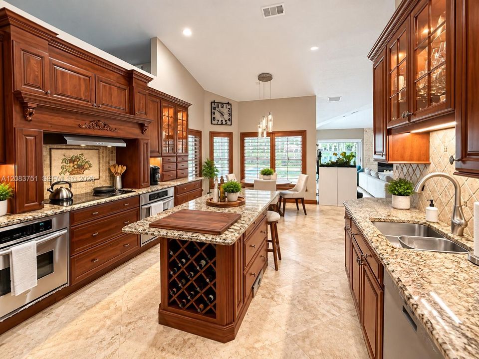 For Sale: $1,680,000 (5 beds, 4 baths, 3472 Square Feet)