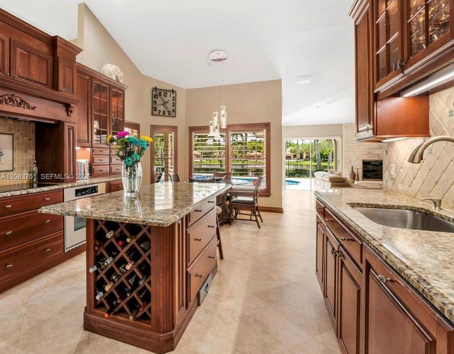 For Sale: $1,680,000 (5 beds, 4 baths, 3472 Square Feet)