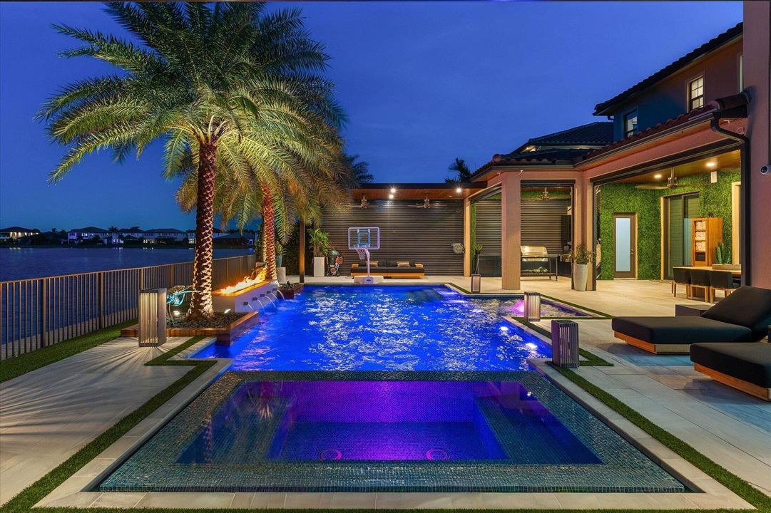 107-8590 W Parkland Bay Trail, Parkland-
