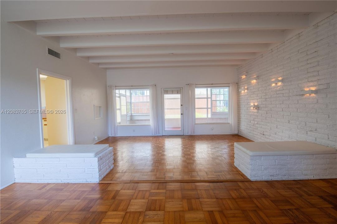 En Renta: $9,500 (2 camas, 2 baños, 1533 Pies cuadrados)