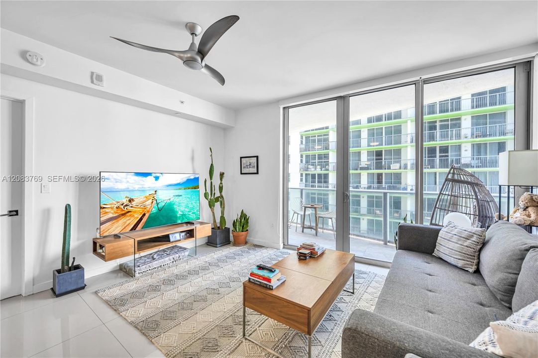 En Venta: $499,000 (1 camas, 1 baños, 766 Pies cuadrados)