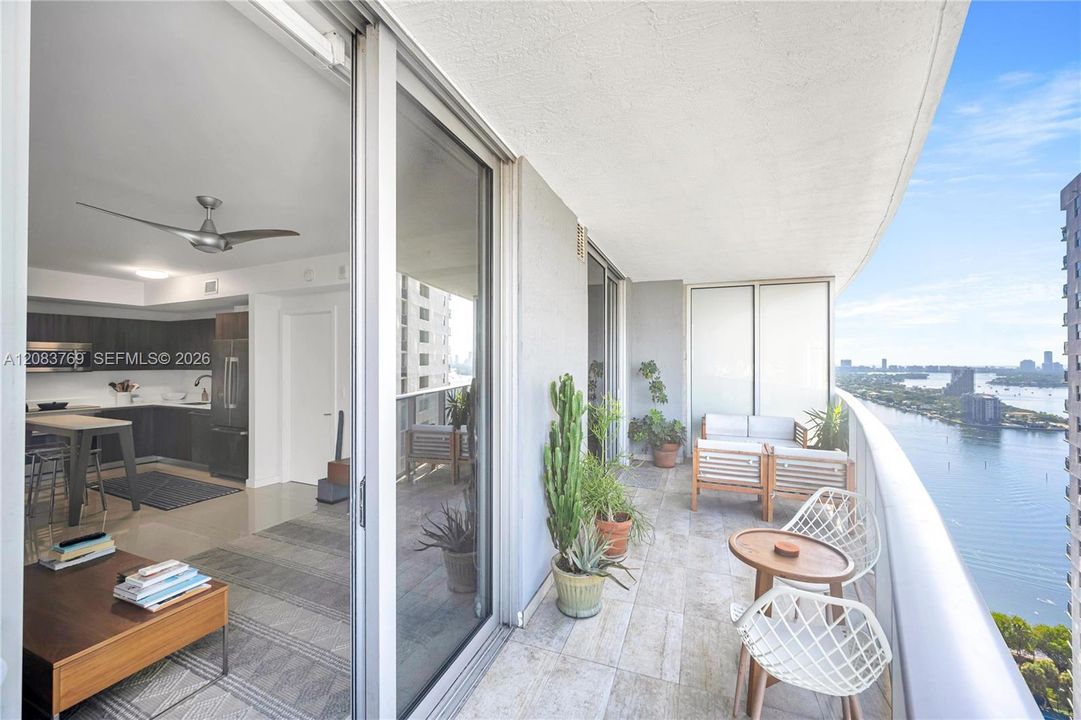 En Venta: $499,000 (1 camas, 1 baños, 766 Pies cuadrados)