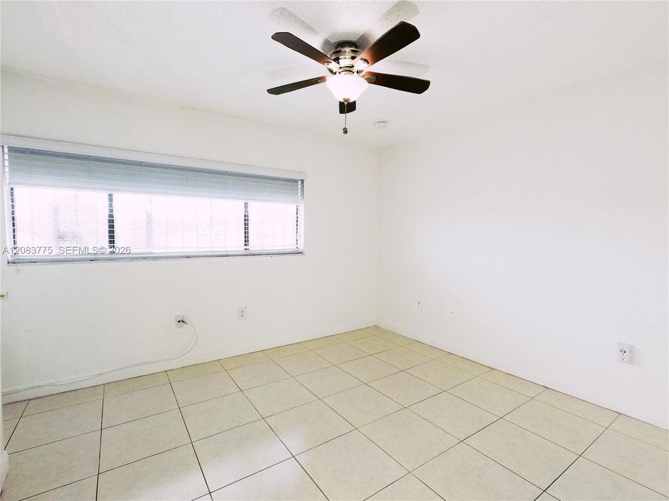 For Rent: $2,650 (2 beds, 3 baths, 1022 Square Feet)