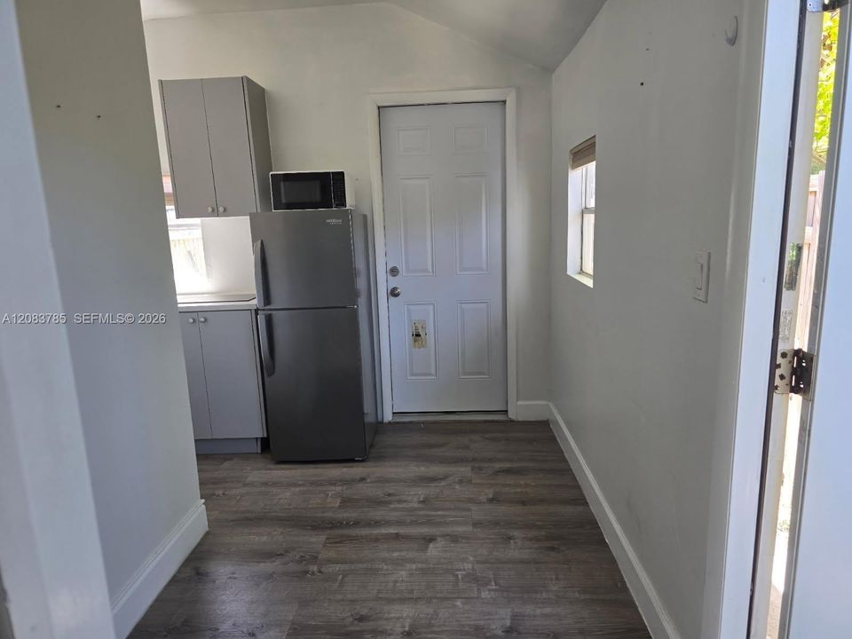 En Renta: $1,400 (1 camas, 1 baños, 1326 Pies cuadrados)
