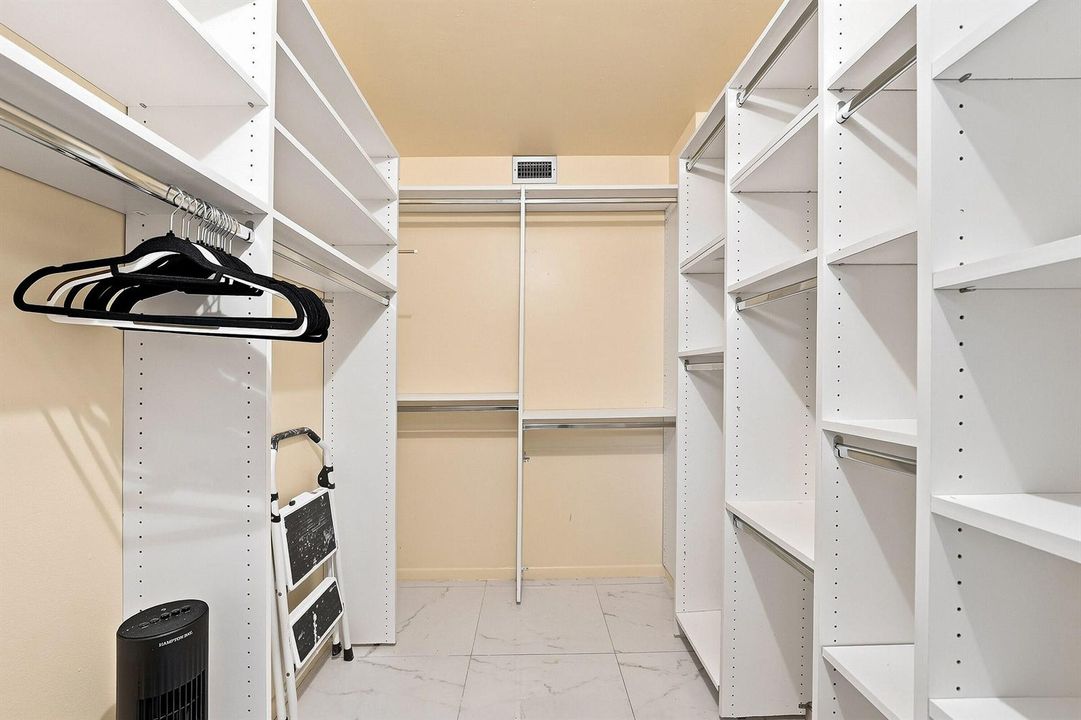 27_primary closet