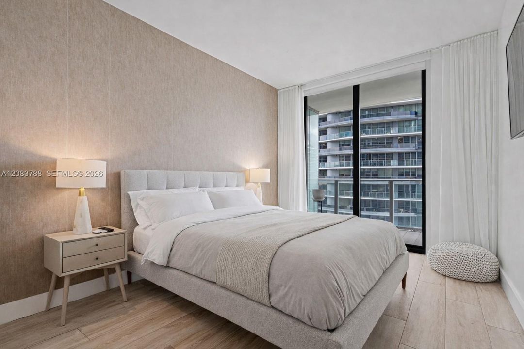 For Rent: $6,850 (2 beds, 2 baths, 1028 Square Feet)