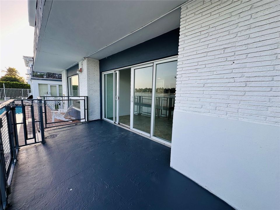 В аренду: $3,200 (2 спален, 2 ванн, 1125 Квадратных фут)