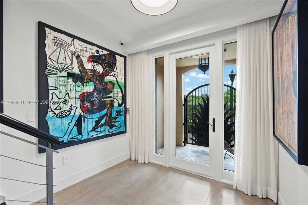 For Sale: $2,165,000 (2 beds, 2 baths, 2803 Square Feet)