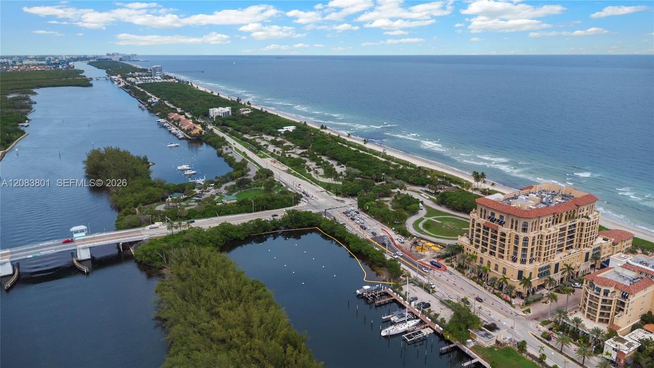 For Sale: $2,165,000 (2 beds, 2 baths, 2803 Square Feet)