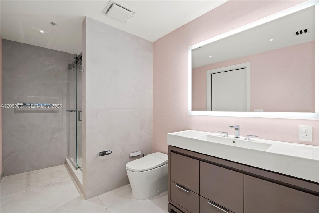 For Sale: $2,165,000 (2 beds, 2 baths, 2803 Square Feet)