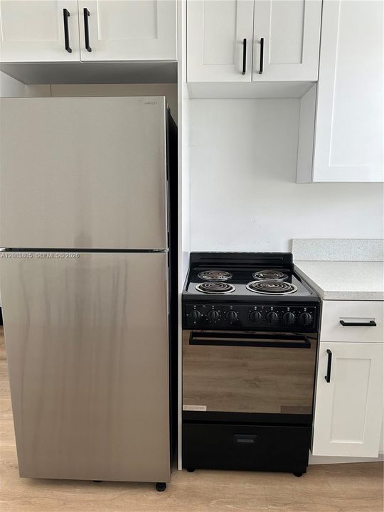 В аренду: $2,200 (1 спален, 1 ванн, 7762 Квадратных фут)