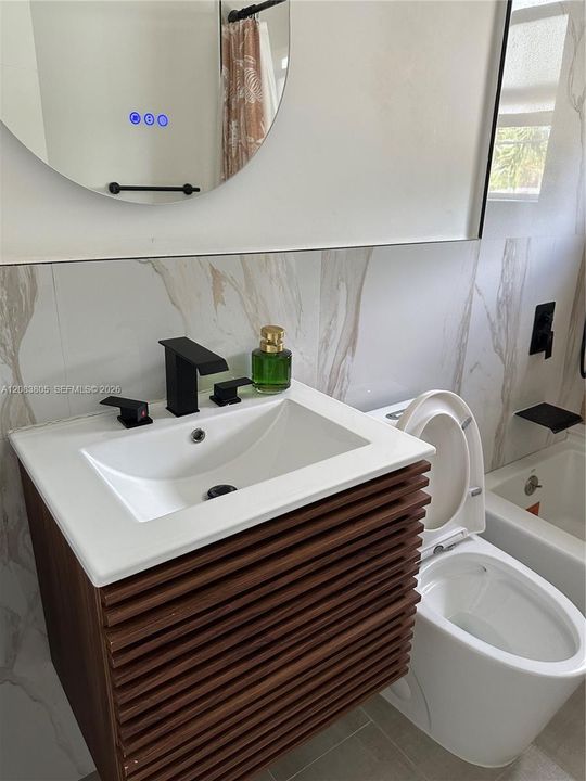 В аренду: $2,200 (1 спален, 1 ванн, 7762 Квадратных фут)