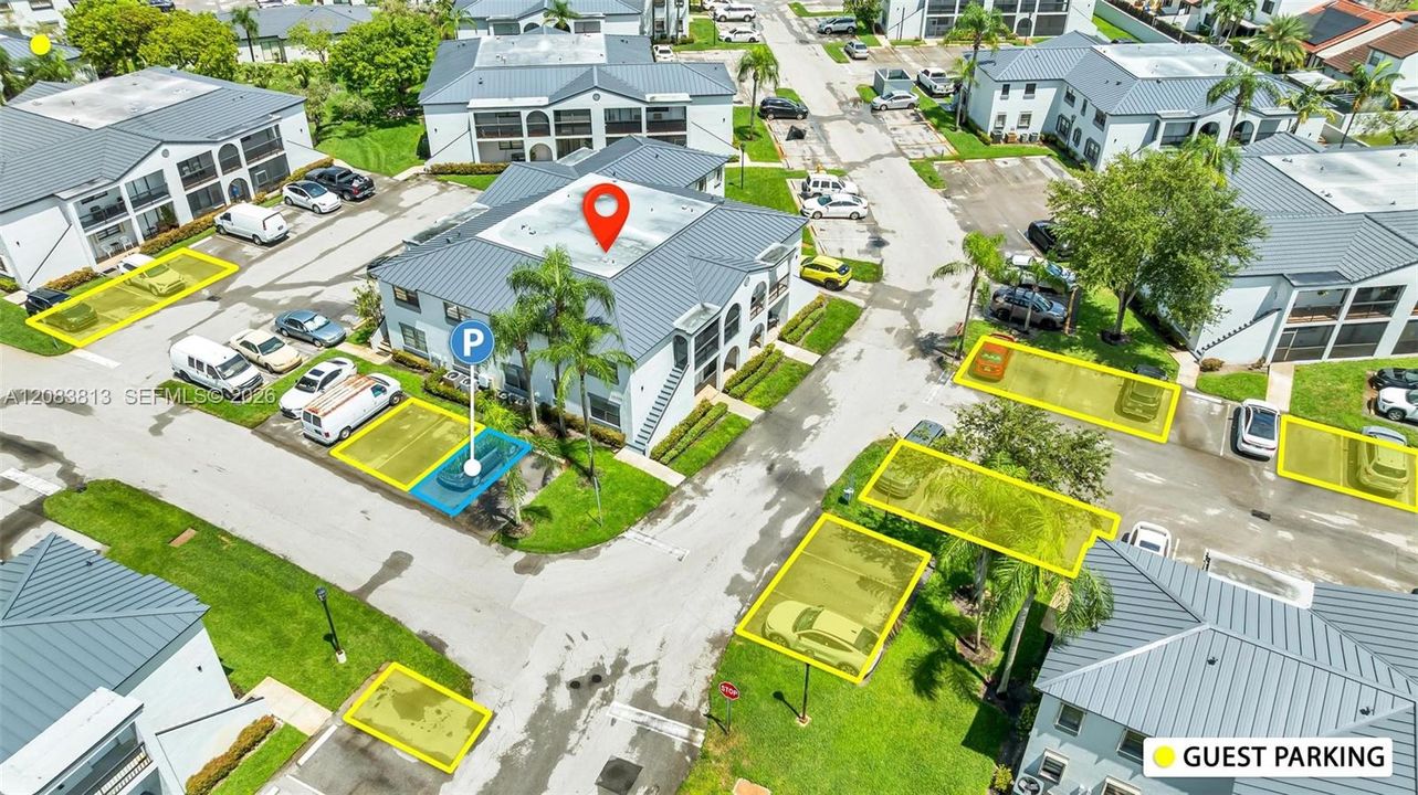 На продажу: $279,999 (2 спален, 2 ванн, 900 Квадратных фут)