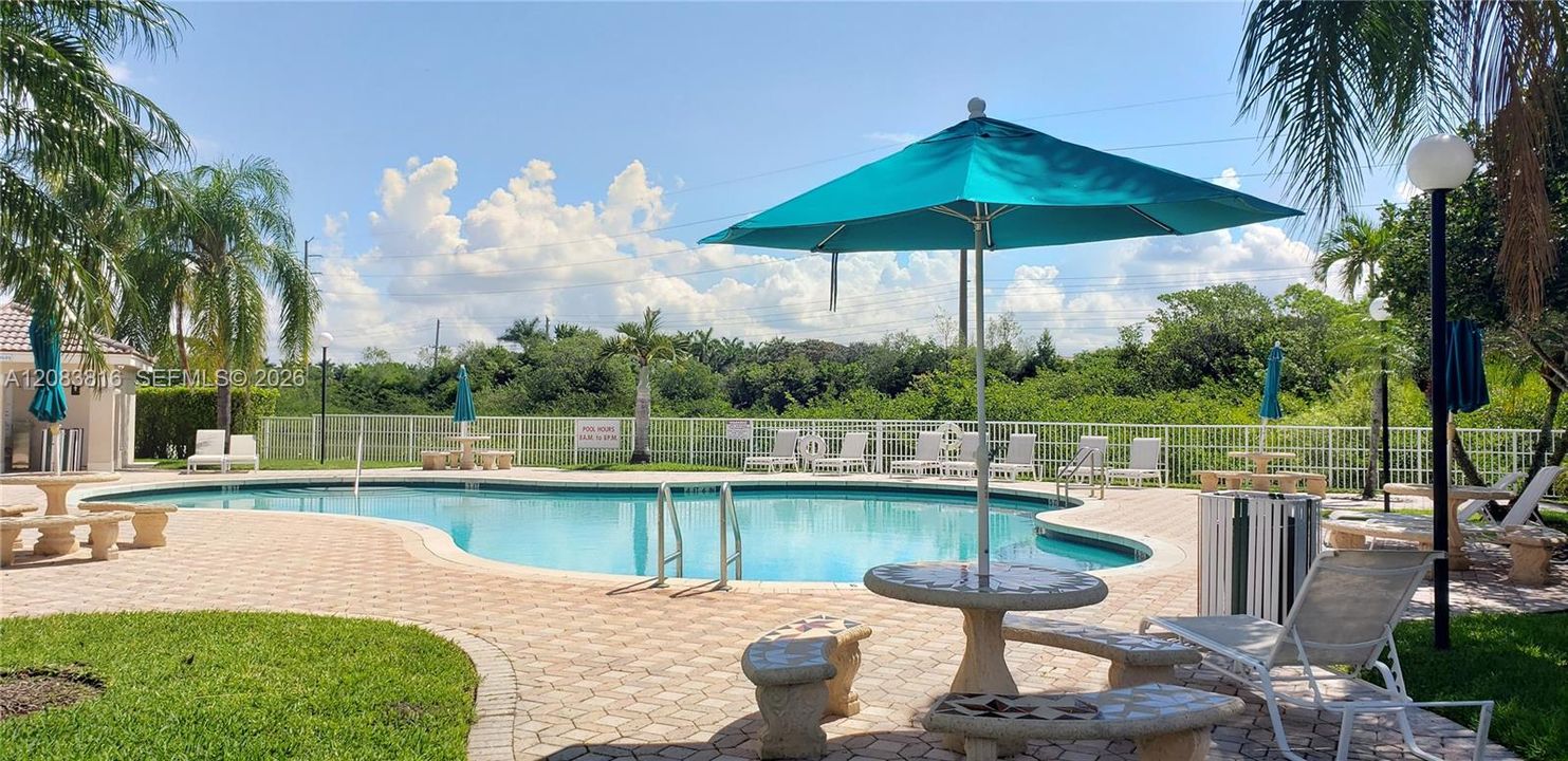 For Rent: $3,600 (3 beds, 2 baths, 1549 Square Feet)