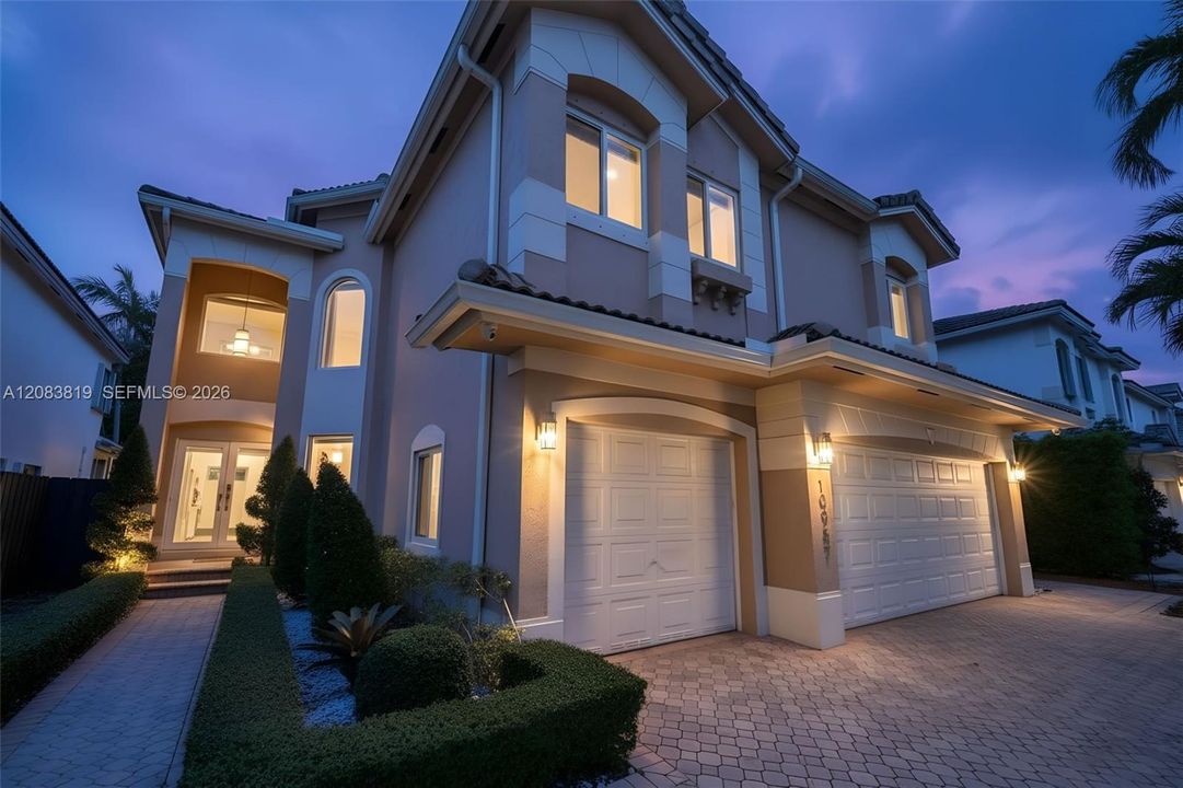 For Sale: $1,790,000 (5 beds, 3 baths, 3052 Square Feet)