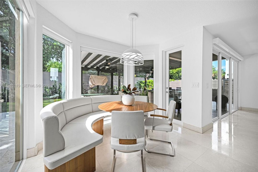 For Sale: $1,790,000 (5 beds, 3 baths, 3052 Square Feet)