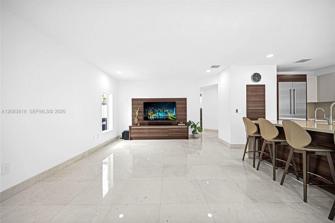 For Sale: $1,790,000 (5 beds, 3 baths, 3052 Square Feet)