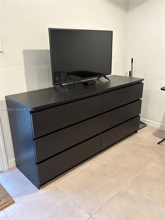 В аренду: $1,500 (1 спален, 1 ванн, 1799 Квадратных фут)