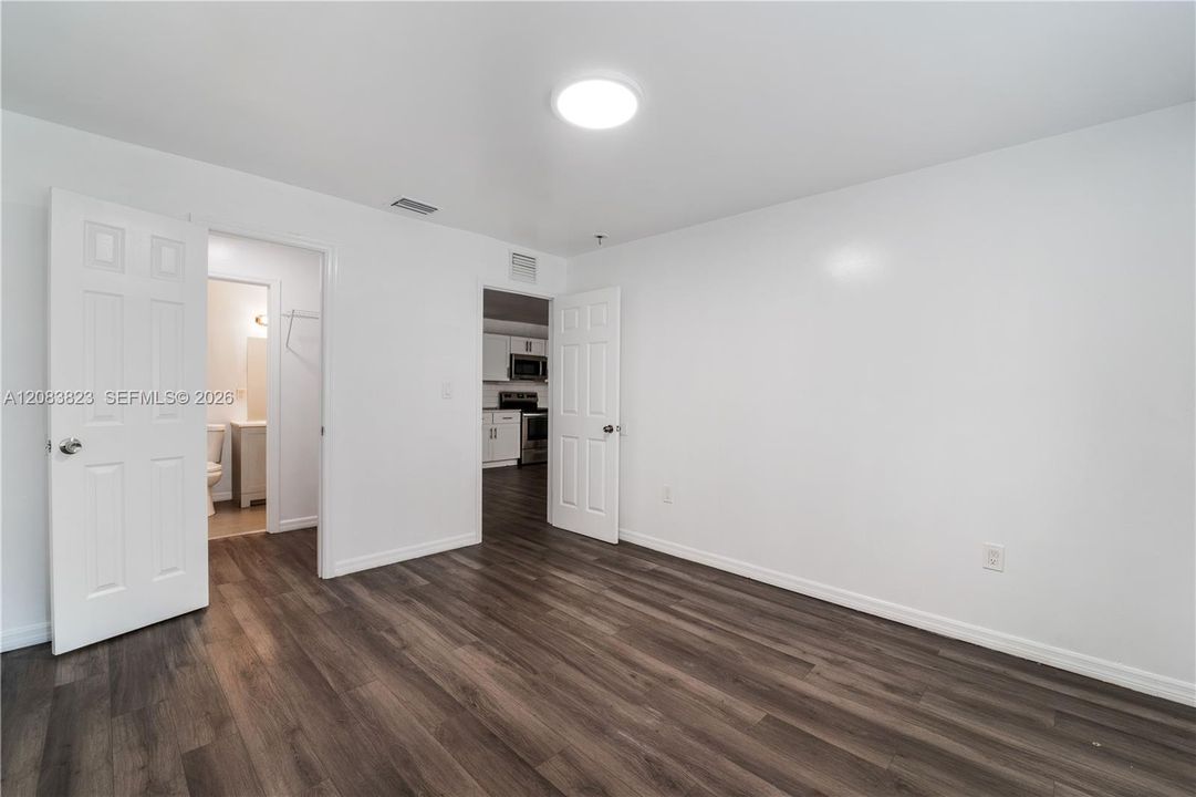 For Rent: $2,900 (3 beds, 2 baths, 3600 Square Feet)