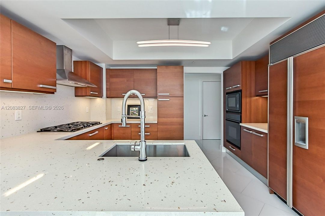 For Rent: $12,900 (3 beds, 3 baths, 2779 Square Feet)