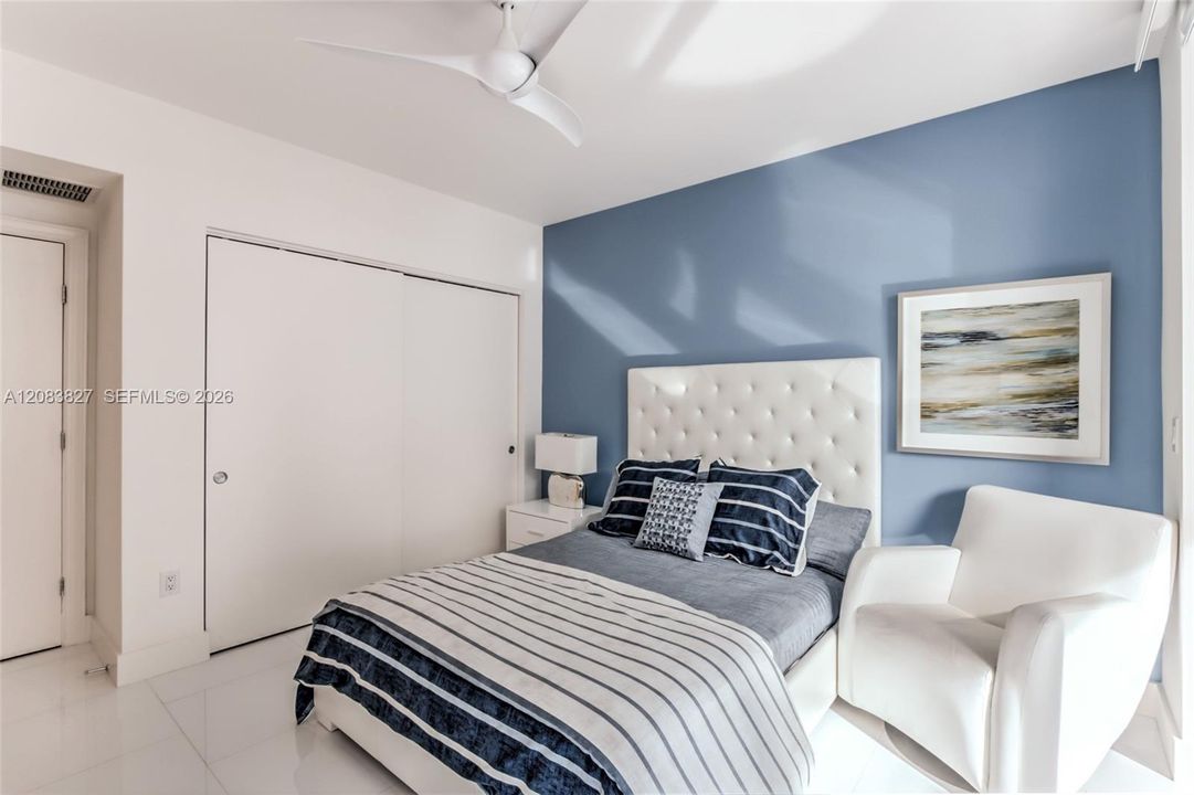 For Rent: $12,900 (3 beds, 3 baths, 2779 Square Feet)