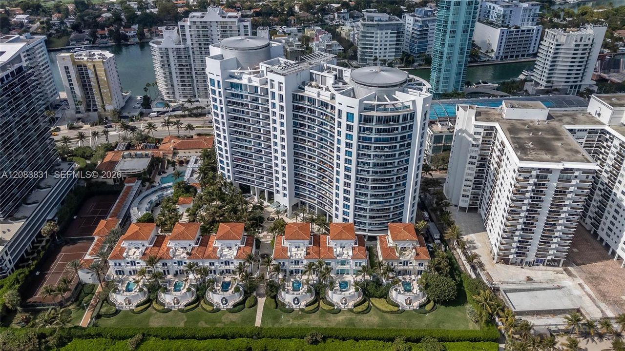 На продажу: $4,995,000 (4 спален, 4 ванн, 3640 Квадратных фут)