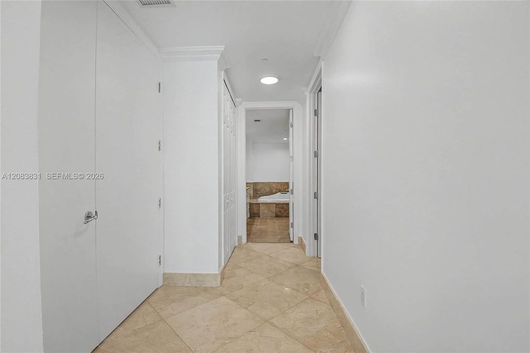 На продажу: $4,995,000 (4 спален, 4 ванн, 3640 Квадратных фут)