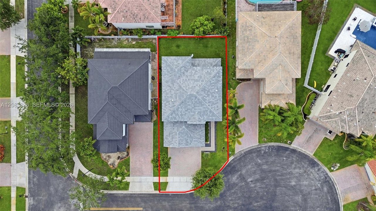 En Venta: $950,000 (5 camas, 3 baños, 3034 Pies cuadrados)