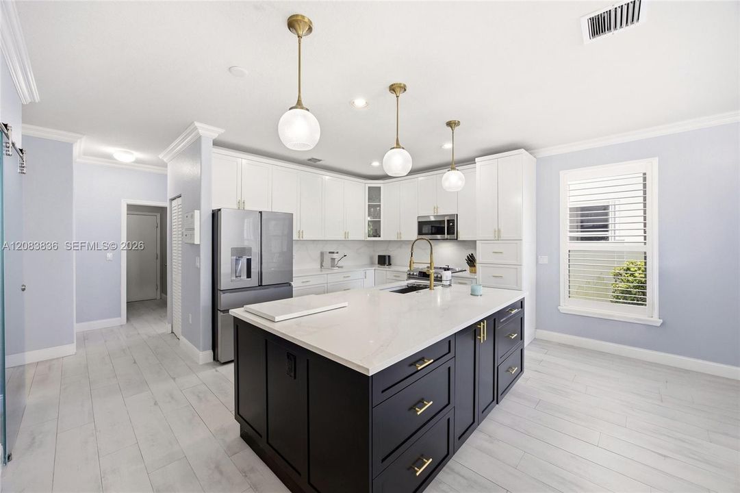 En Venta: $950,000 (5 camas, 3 baños, 3034 Pies cuadrados)