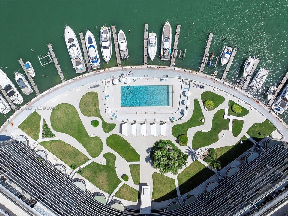 На продажу: $799,000 (2 спален, 2 ванн, 1540 Квадратных фут)