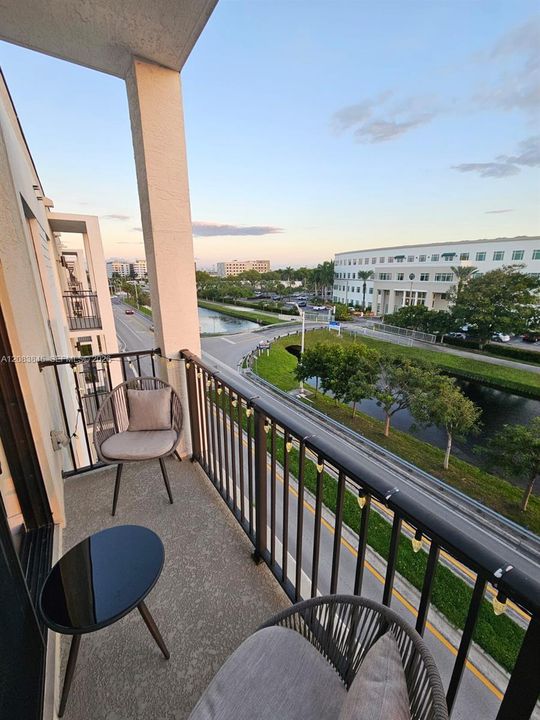 En Venta: $549,000 (3 camas, 2 baños, 1124 Pies cuadrados)