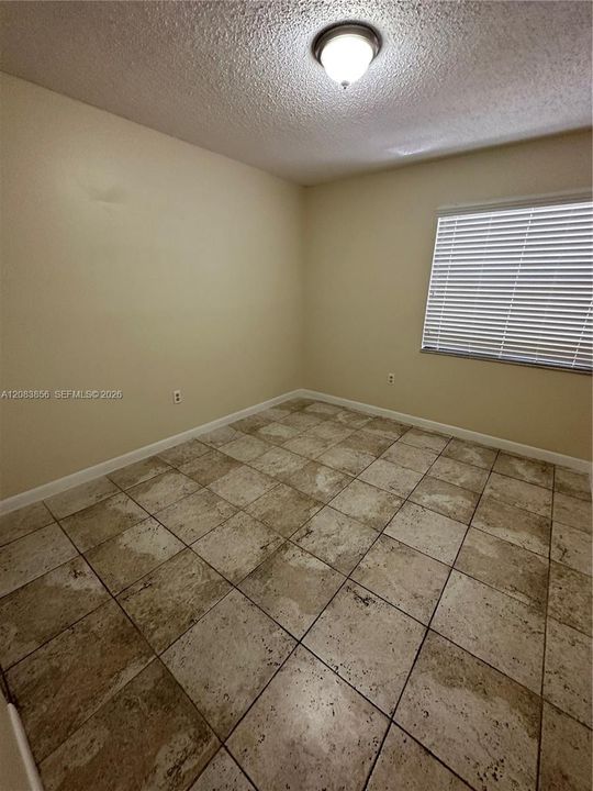 For Rent: $2,500 (2 beds, 2 baths, 1000 Square Feet)