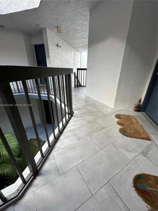 For Rent: $2,500 (2 beds, 2 baths, 1000 Square Feet)