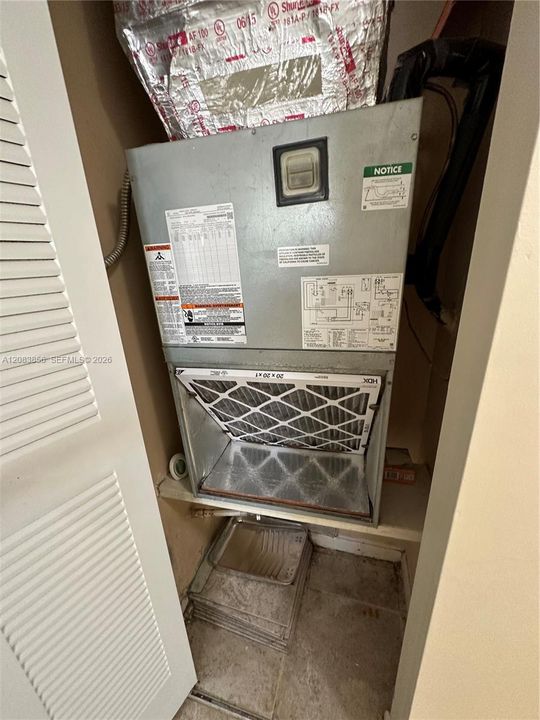 For Rent: $2,500 (2 beds, 2 baths, 1000 Square Feet)