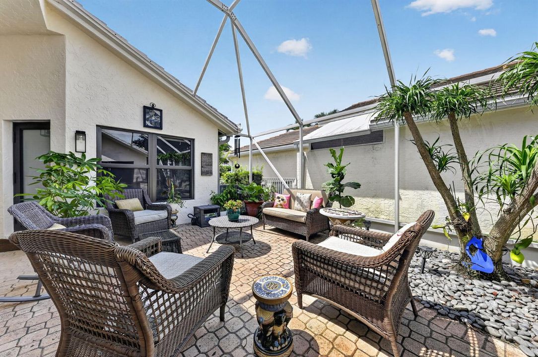 Facing Guest House