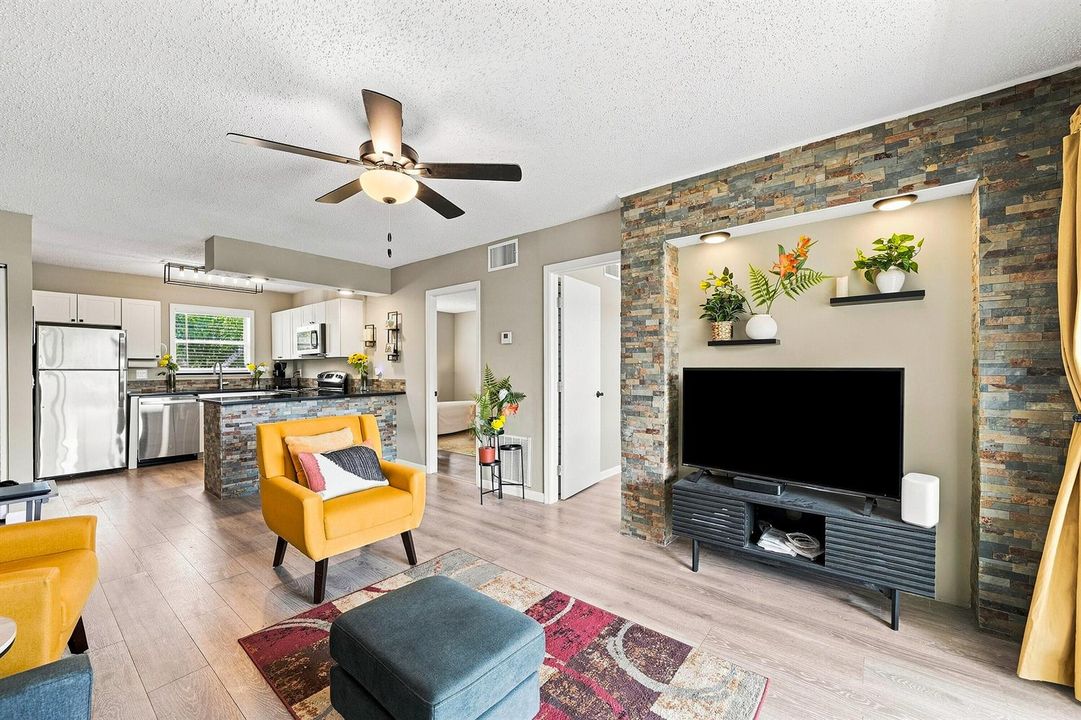 Living/Dining Room
