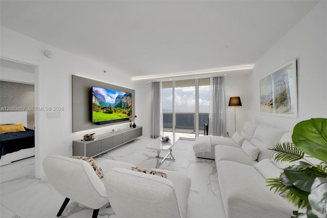 For Rent: $10,000 (3 beds, 3 baths, 1841 Square Feet)