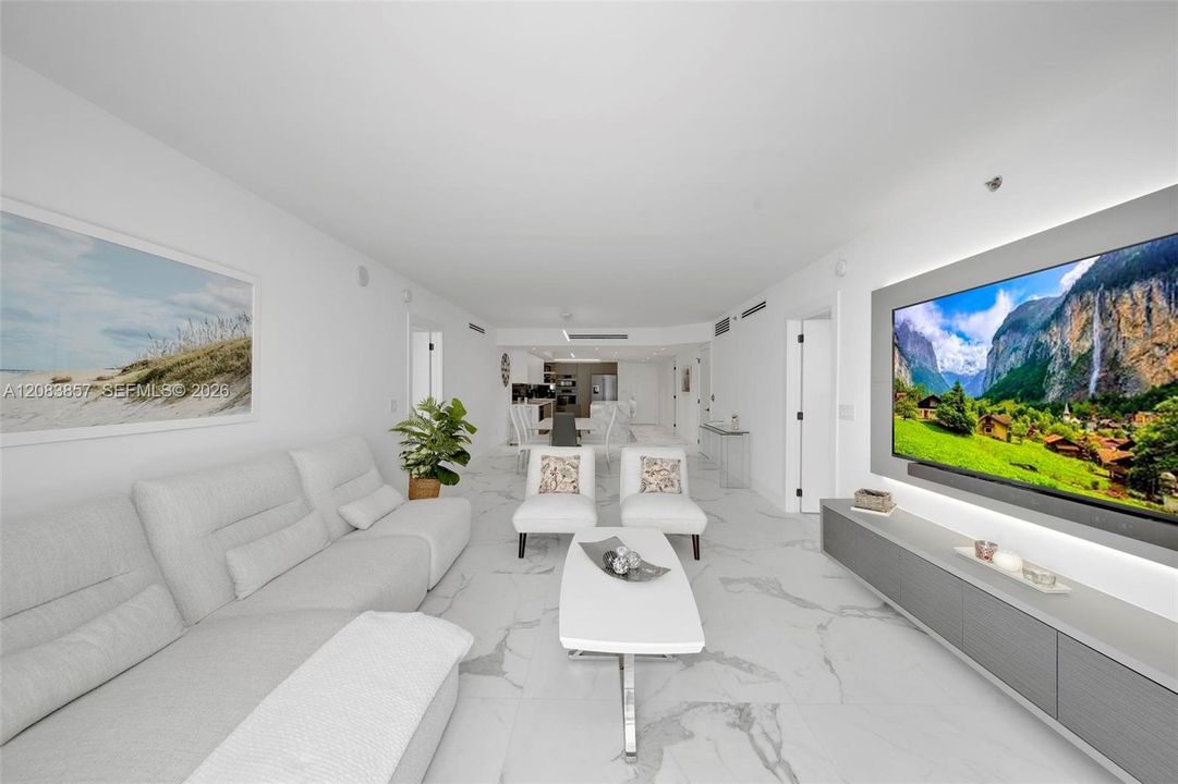 For Rent: $10,000 (3 beds, 3 baths, 1841 Square Feet)