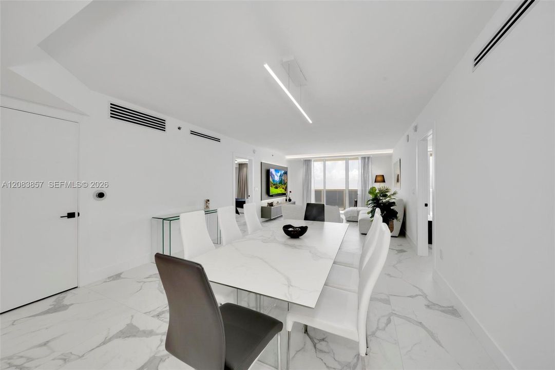For Rent: $10,000 (3 beds, 3 baths, 1841 Square Feet)