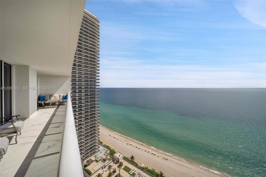 For Rent: $10,000 (3 beds, 3 baths, 1841 Square Feet)