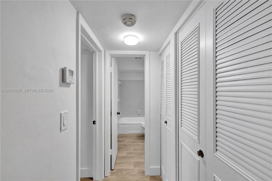 В аренду: $1,850 (1 спален, 1 ванн, 725 Квадратных фут)