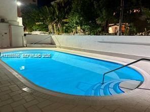 For Rent: $3,450 (2 beds, 2 baths, 964 Square Feet)