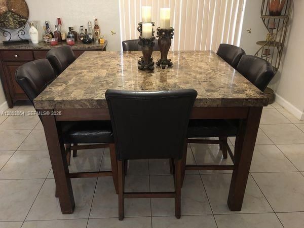For Rent: $3,000 (3 beds, 2 baths, 1667 Square Feet)
